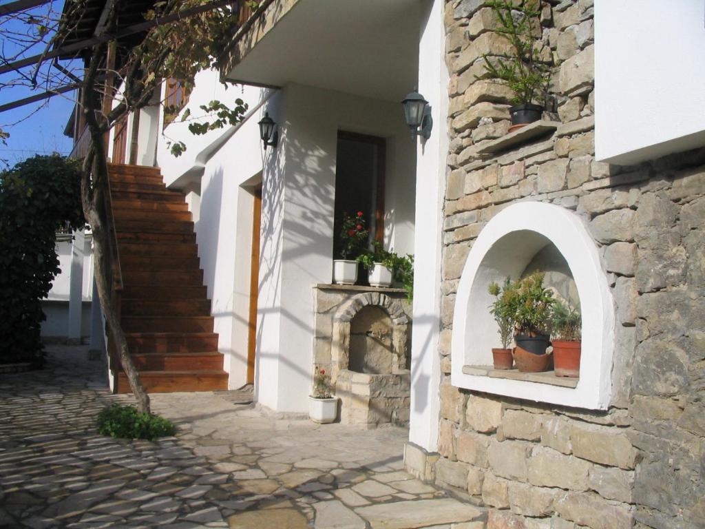 Hostel Mostel Veliko Tarnovo Eksteriør billede